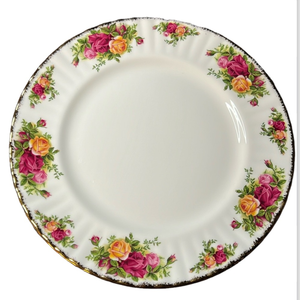 DINNER PLATE OLD COUNTRY ROSES 1962 ROYAL ALBERT BONE CHINA ENGLAND VINTAGE
